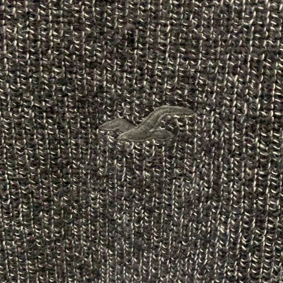 Hollister, Knitted Curved Bottomed Sweater, Heathered White/Black, MEDIUM - Picture 3 of 6